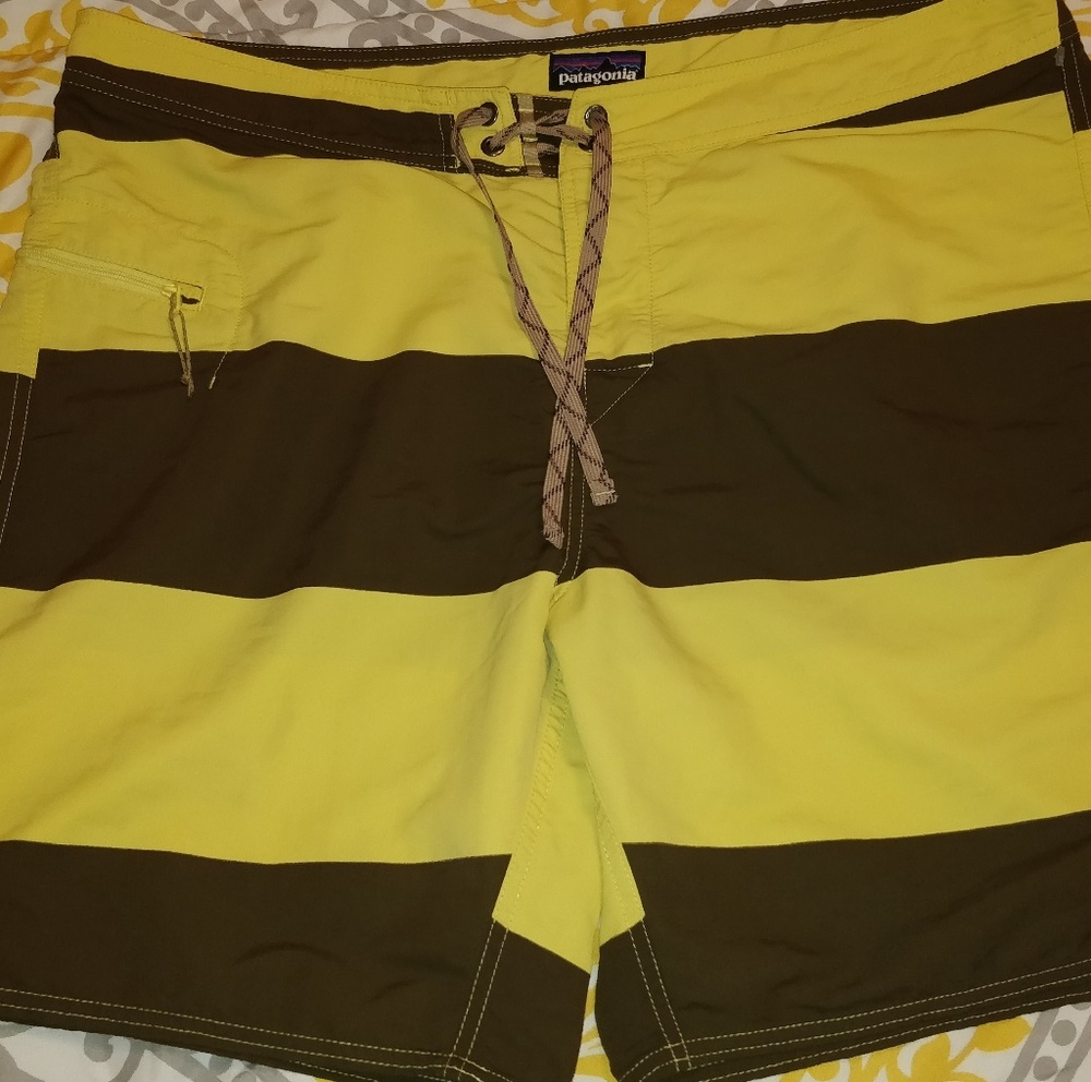 SOLD 🚨 Patagonia Men's swim shorts
